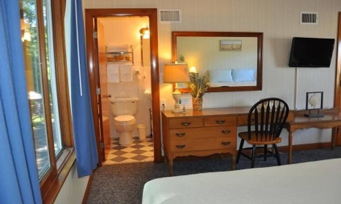 Ogunquit - Wells Hotel | Towne Lyne Motel