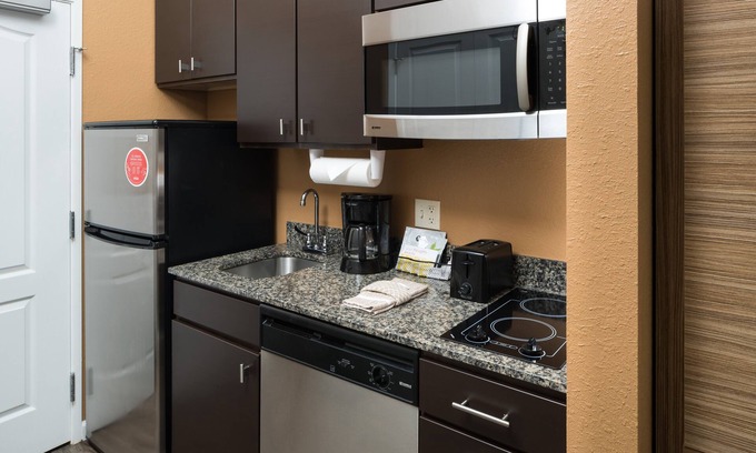 Panama City Hotel | TownePlace Suites by Marriott Panama City