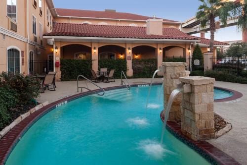 Shearer Hills - Ridgeview Hotel | TownePlace Suites by Marriott San Antonio Airport