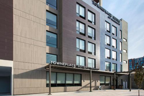 Gowanus Hotel | TownePlace Suites by Marriott New York Brooklyn