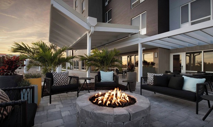 Biggar Hotel | TownePlace Suites by Marriott Fort Myers Gulf Coast