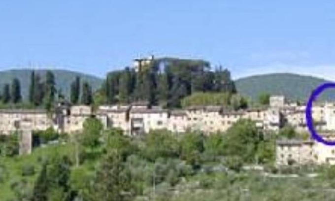 Cetona House | Townhouse in ancient tower in medieval Cetona