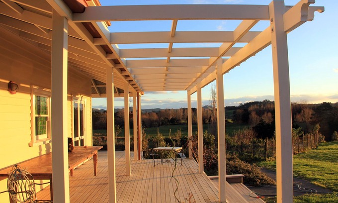 Wayby Bed & Breakfast | Tracy's Boutique BnB Farmstay