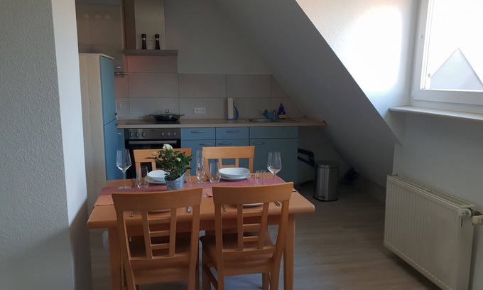 Monheim Apartment | Trade fair CGN/DUS DG studio apartment for 1-4 persons, can be extended by renting out