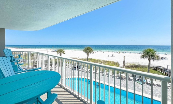 Orange Beach Condo | Tradewinds 204-Beachfront-Less Crowds-Sleeps 6