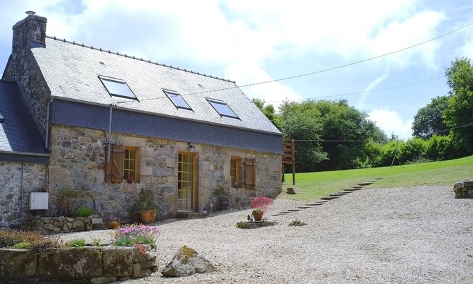 Guingamp-Paimpol Armor-Argoat Agglomeration House | Traditional Breton Longere, Cotes d'Armor