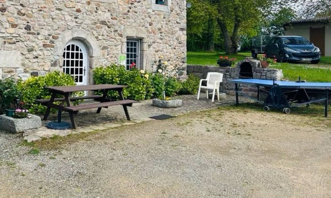 Quemper-Guezennec House | Traditional Breton house near the sea