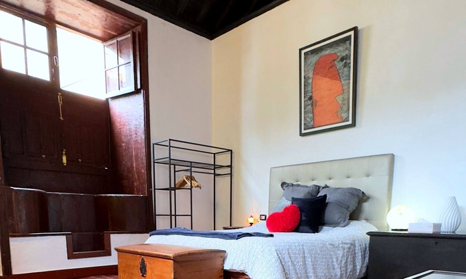 Garachico House | Traditional Full House - Gara & Chico