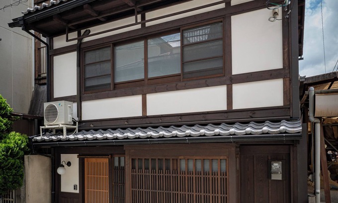 Nishijin House | Traditional House in the center of Kyoto