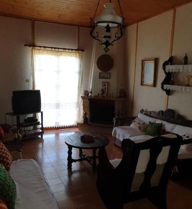 Anavriti Apartment | Traditional House in village Anavryti