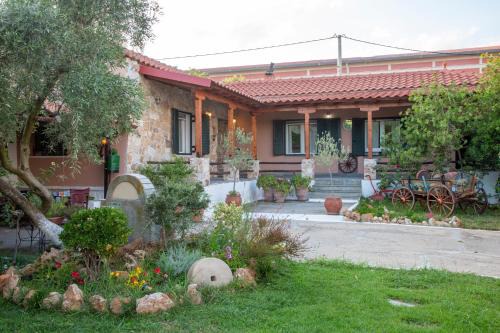 Nea Peramos Villa | Traditional Villa Nea Peramos