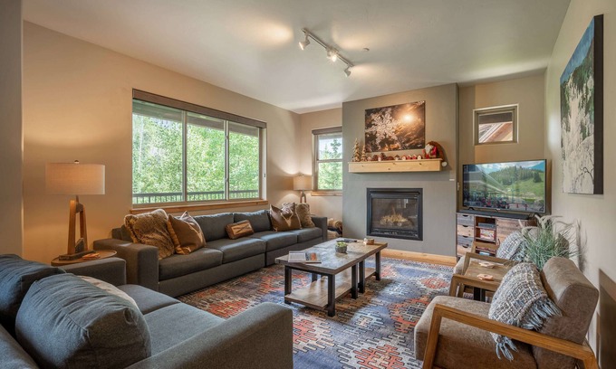 Winter Park Condo | Trailhead Lodges 514 | Stellar Views from Balcony | Walk To The Best Restaurants