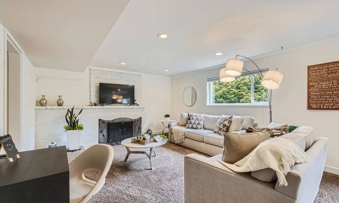 SeaTac House | Tranquil 2-bed SeaTac Hideaway!
