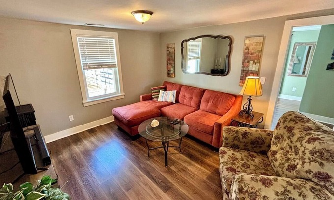 Bridgeton Cottage | Tranquil 2-bedroom cottage in Bridgeton