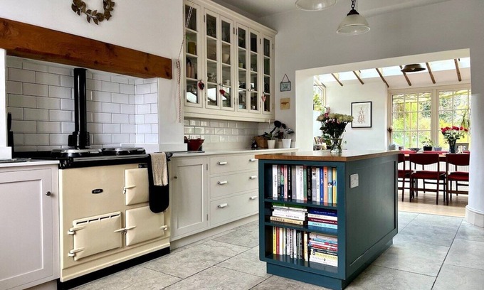 Frome House | Tranquil Family Home - Frome