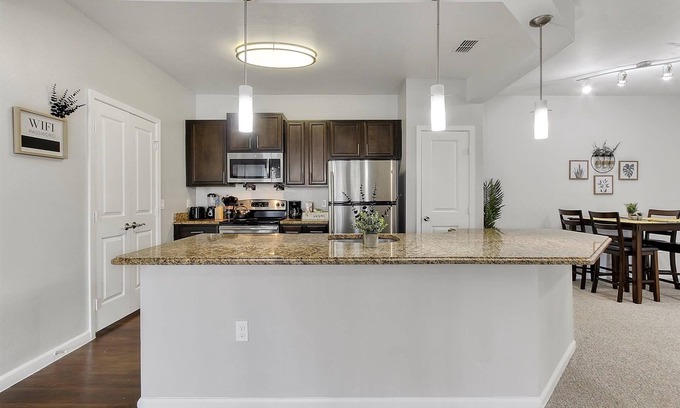 Ocoee Apartment | Tranquil Oasis - Pool - Gym- Kid/Pet Friendly