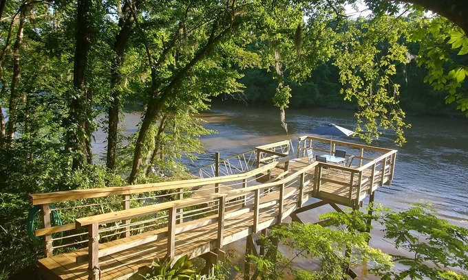 Hardeeville Cottage | Tranquil Savannah River Cottage w/Views+Breakfast