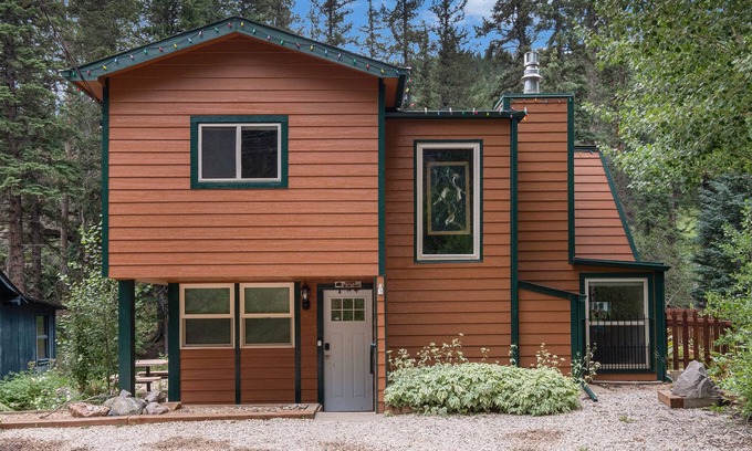 Larimer County House | Tranquil Stream Cabin; quaint Estes Park cabin!