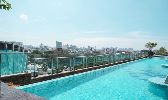 Cikini Apartment | Tranquil Studio Apartment at Menteng Park