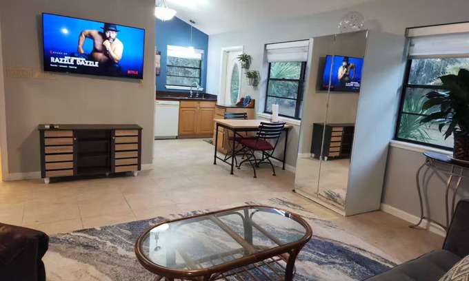 Inverness Apartment | Tranquil Studio with beautiful salt water pool