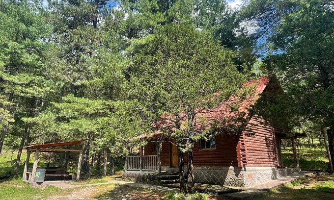 Pueblo Nuevo Cabin | Tranquila Cabaña - Parque La Pirámide