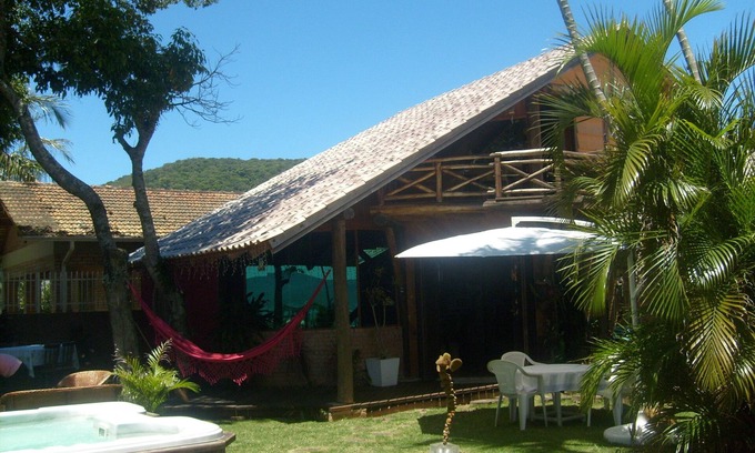 Porto Belo House | tranquility and rest facing the sea