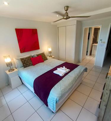 Palm Cove Apartment | Tranquility Relax Palm Cove