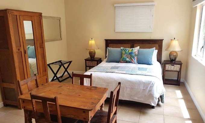 Port Elizabeth Apartment | Tranquility Self-Catering Accommodation