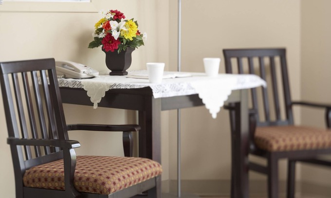 Innisfail Hotel | Travel Inn & Suites Innisfail