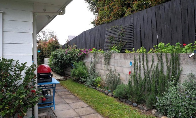 Greenlane - Ellerslie House | Travellers Retreat 1 BDR Central Auckland
