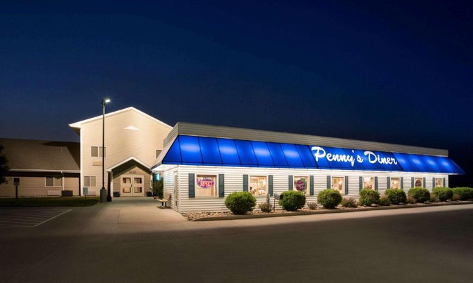 Bill Hotel | Travelodge by Wyndham Bill WY Thunder Basin Ntl Grassland