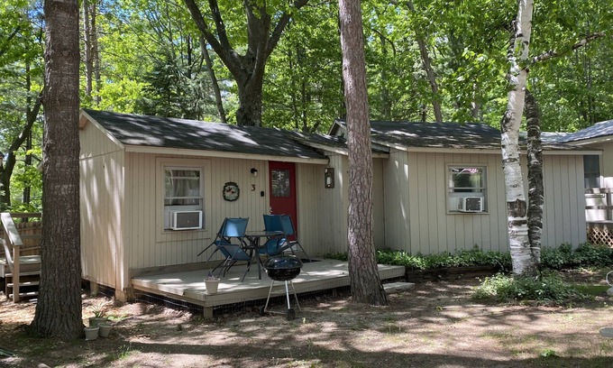 Mayfield Cabin | Traverse City 15 min to downtown, Spider Lake, On-site Rentals, Pet Friendly