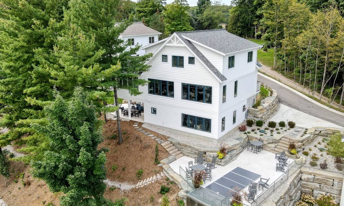 Mayfield House | Traverse City Lakemore Resort Luxury Lakefront Home w/Hot Tub on Arbutus Lake