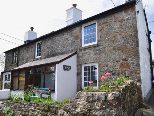 Liskeard House | Trecarne Cottage