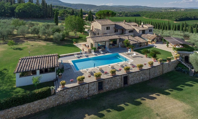 Simignano Villa | Treccianino 12, Sovicille, Siena and Chianti