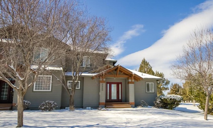 Redmond House | Trees and Tees at Eagle Crest