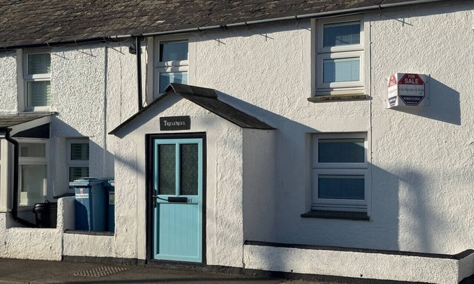 Delabole Cottage | Trelengel 1 Bed Cottage Delabole