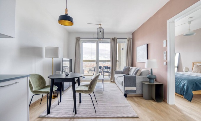 Erdberg Apartment | Trendy Helio Tower 1BR w/Gym & Lounge, nr metro U3, by Blueground