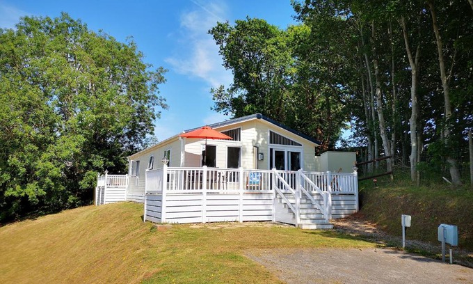 Dawlish Warren House | Trevellian - Boutique Secluded Scenic Lodge