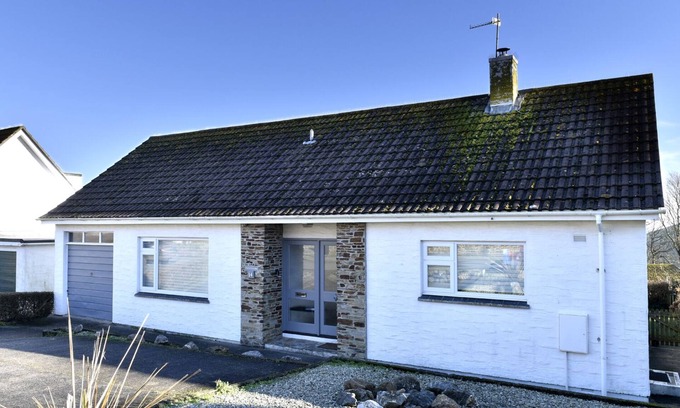 Gorran Haven Cottage | TREVERRION, family friendly, country holiday cottage in Gorran Haven