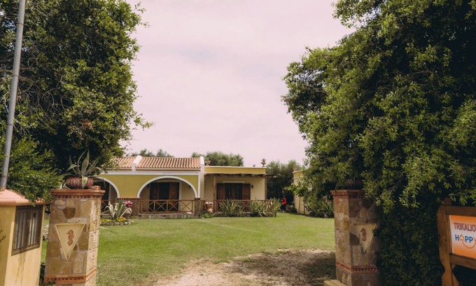 Ilida Apartment | Trikalioti's Lush Estate Apt Eleni, Palouki, Greece