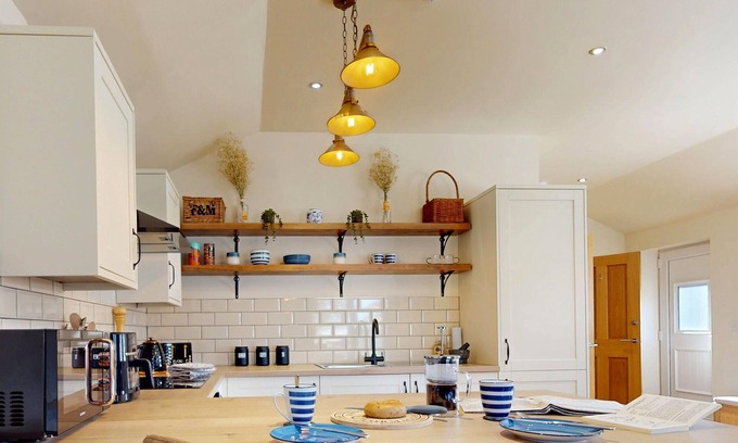 Rhos on Sea Cottage | Trillo Lodge - One Bedroom Cottage, Sleeps 2