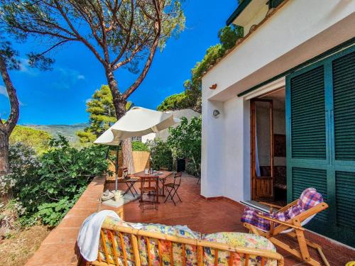 Campo nell'Elba Apartment | Trilocale La Pineta Quiet garden