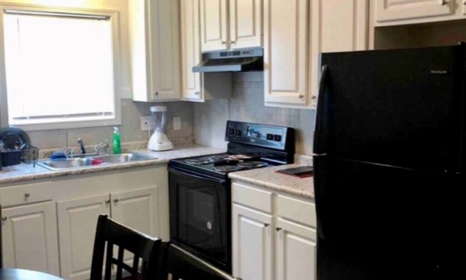 Jackson Apartment | Trinity One Apartments-Industrial Luxury