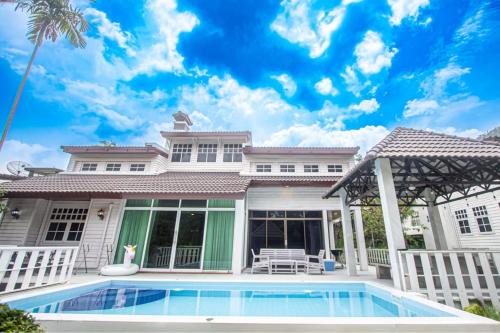 Mu Si Villa | Triple Trees A15 House Khao Yai