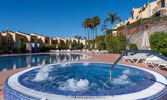 Costa Meloneras House | TRIPLEX 300 METERS FROM MELONERAS BEACH, NEXT TO MELONERAS GOLF BY LOPESAN.