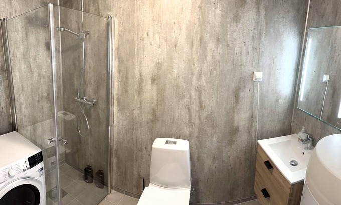 Tromsdalen House | Tromsdalen Aurora Apartments, Ny og Koselig Leilighet