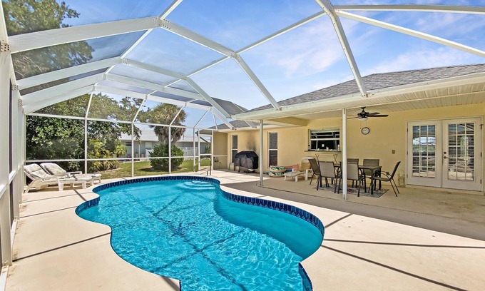 Rotonda West Villa | Tropical Retreat, full refund*, heated pool, dog ok