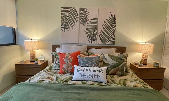 Key Largo Condo | Tropical Vibes! Moon Bay Renovated Condo in Gated Community!