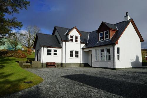 Glenhinnisdal Bed & Breakfast | Trotternish B&B